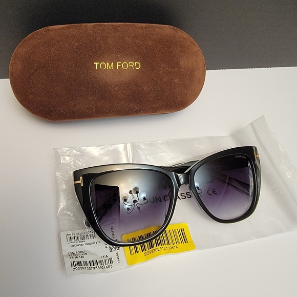NEW SUNGLASSES TOM FORD FT0937 - Picture 4 of 4